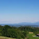 Berg Weingarten Garni