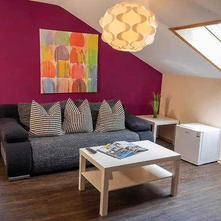 Berg Weingarten Garni Hotell