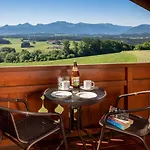 Berg Weingarten Garni Hotel 3*