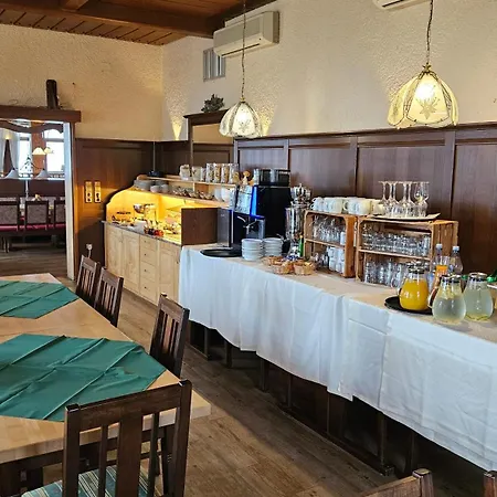 Berg Weingarten Garni 3* Rimsting