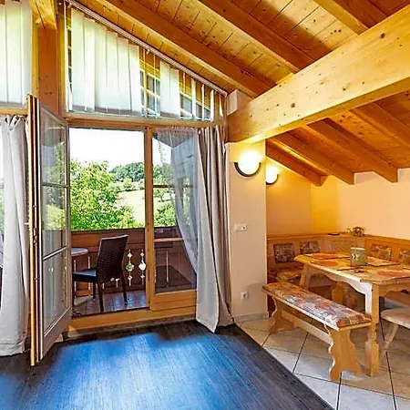 Hotel Berg Weingarten 3*