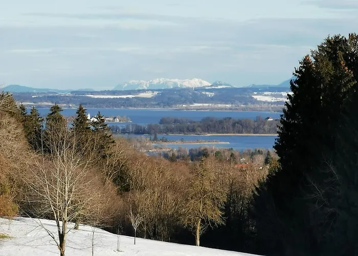 Berg Weingarten Garni 3*